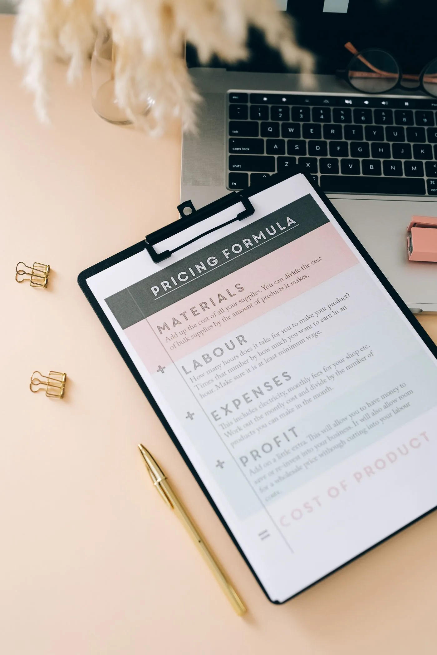 Pricing calculations on a desk